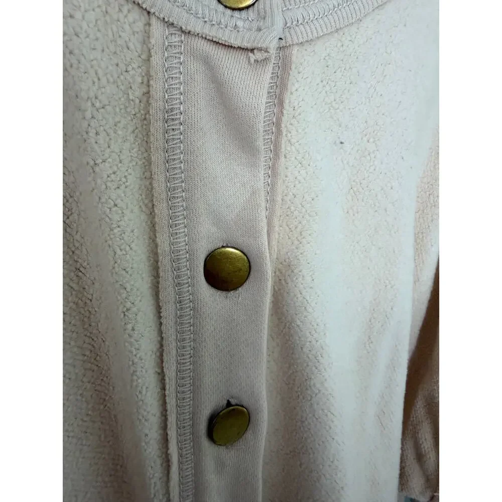 PILCRO x ANTHROPOLOGIE Button-Front Cotton Shacket in Light Sand